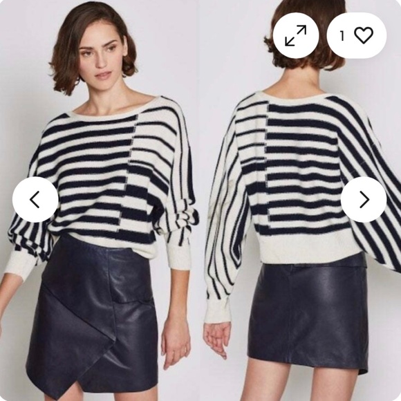 Joie sweater size M like new - Picture 4 of 4